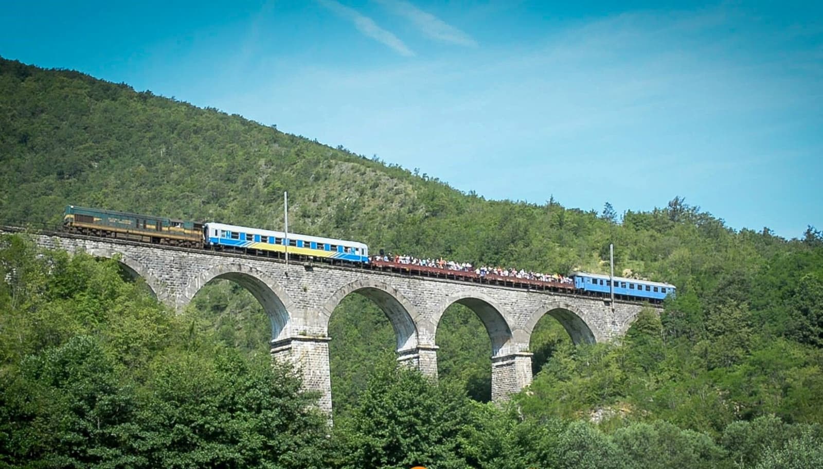 Nakon 13 godina vraća se voz u Krajinu: Povezuje Bihać, Cazin, Bosansku Krupu i Bosansku Otoku - slika 1