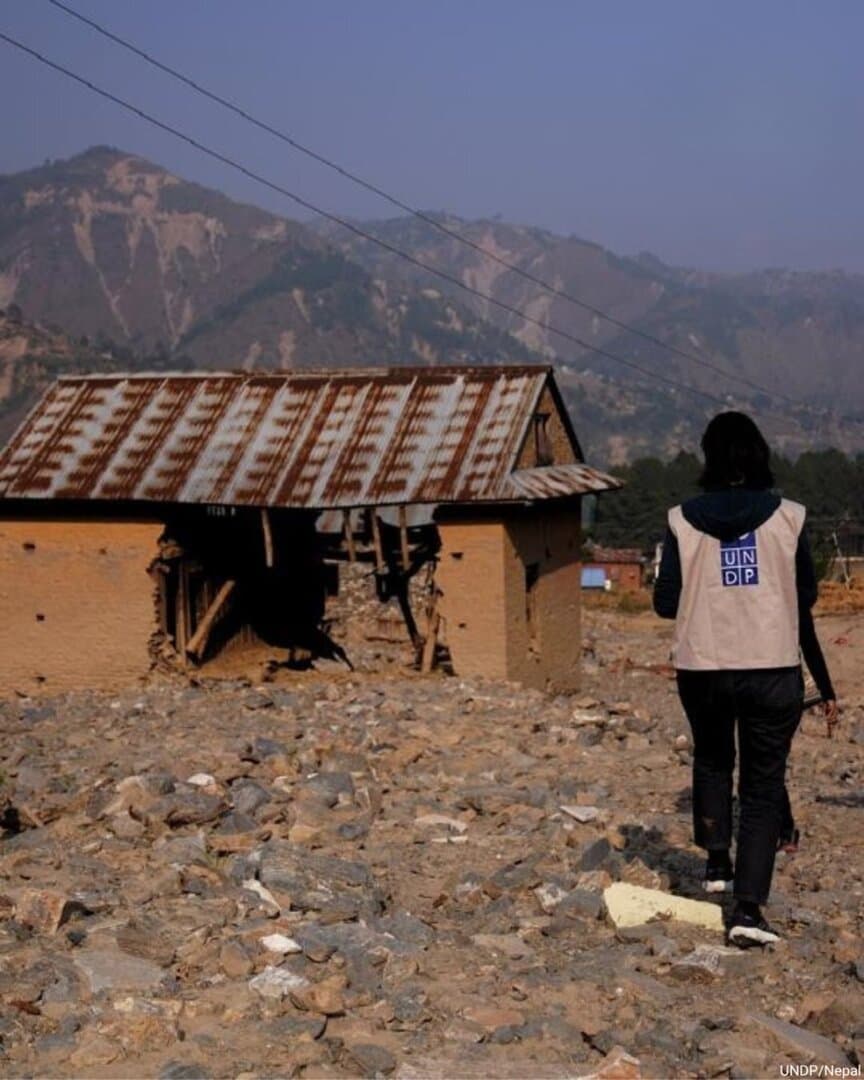 Broj poginulih u poplavama u Nepalu premašio 1.000, gotovo 4.000 ljudi se vodi kao nestalo - slika 1