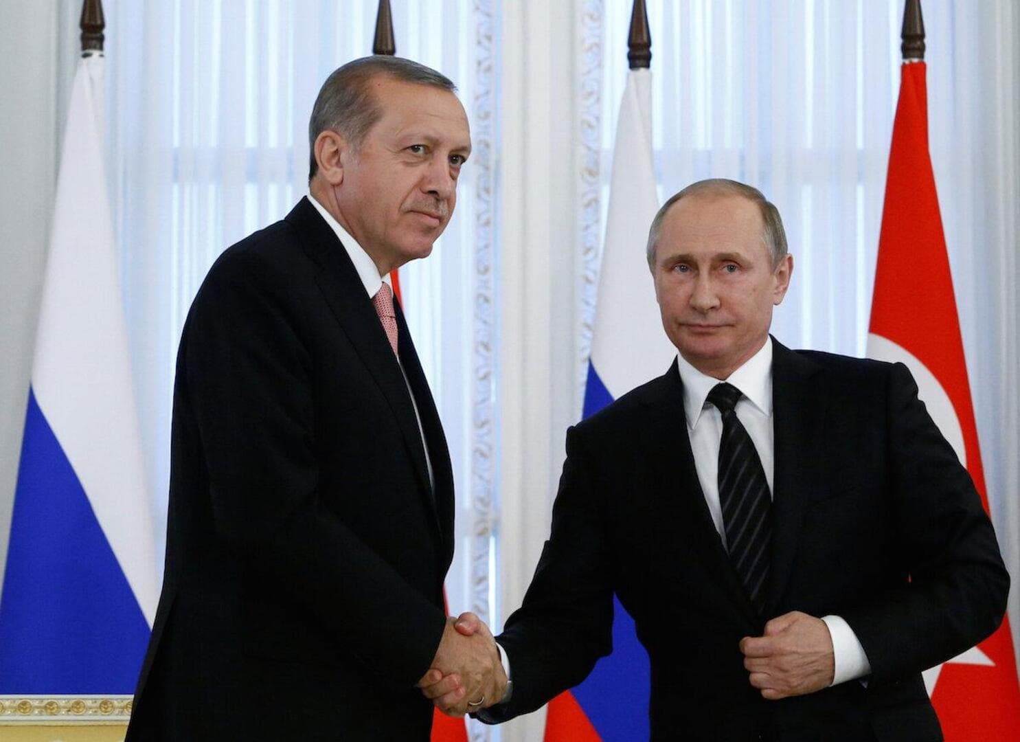 Erdoğan i Putin se sastali u Biškeku: U fokusu Ukrajina, Crno more i nova nuklearna postrojenja - slika 1