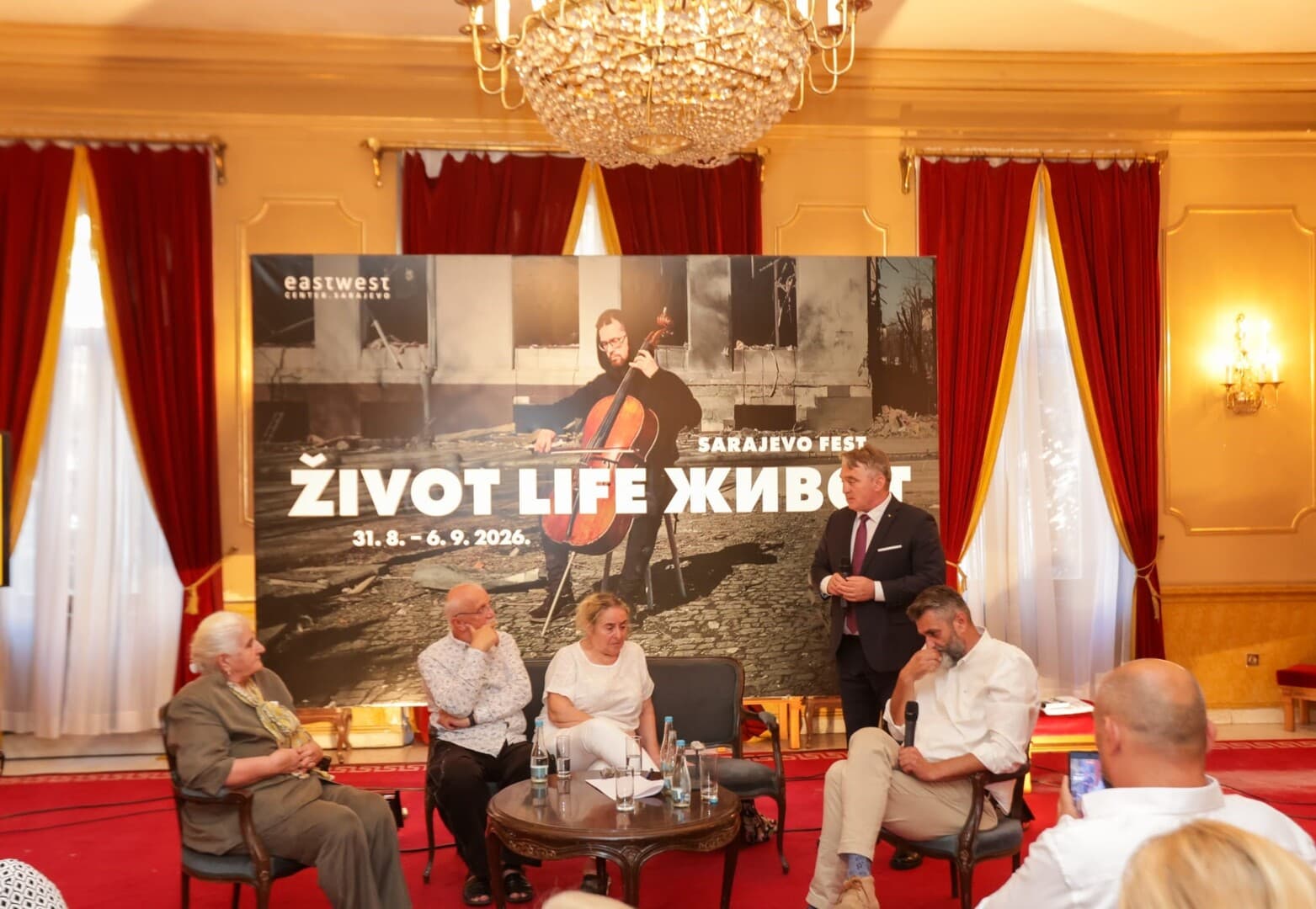 Komšić prisustvovao dodjeli nagrade „Zdravko Grebo“ Emiru Suljagiću - slika 1