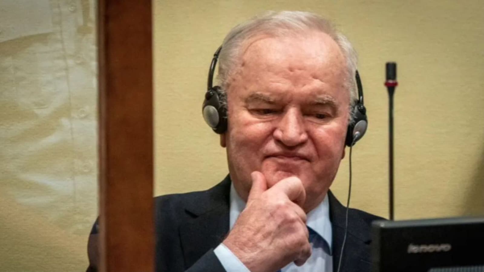Zbog veličanja ratnog zločinca Mladića trojica državljana BiH kažnjena u Dubrovniku - slika 1
