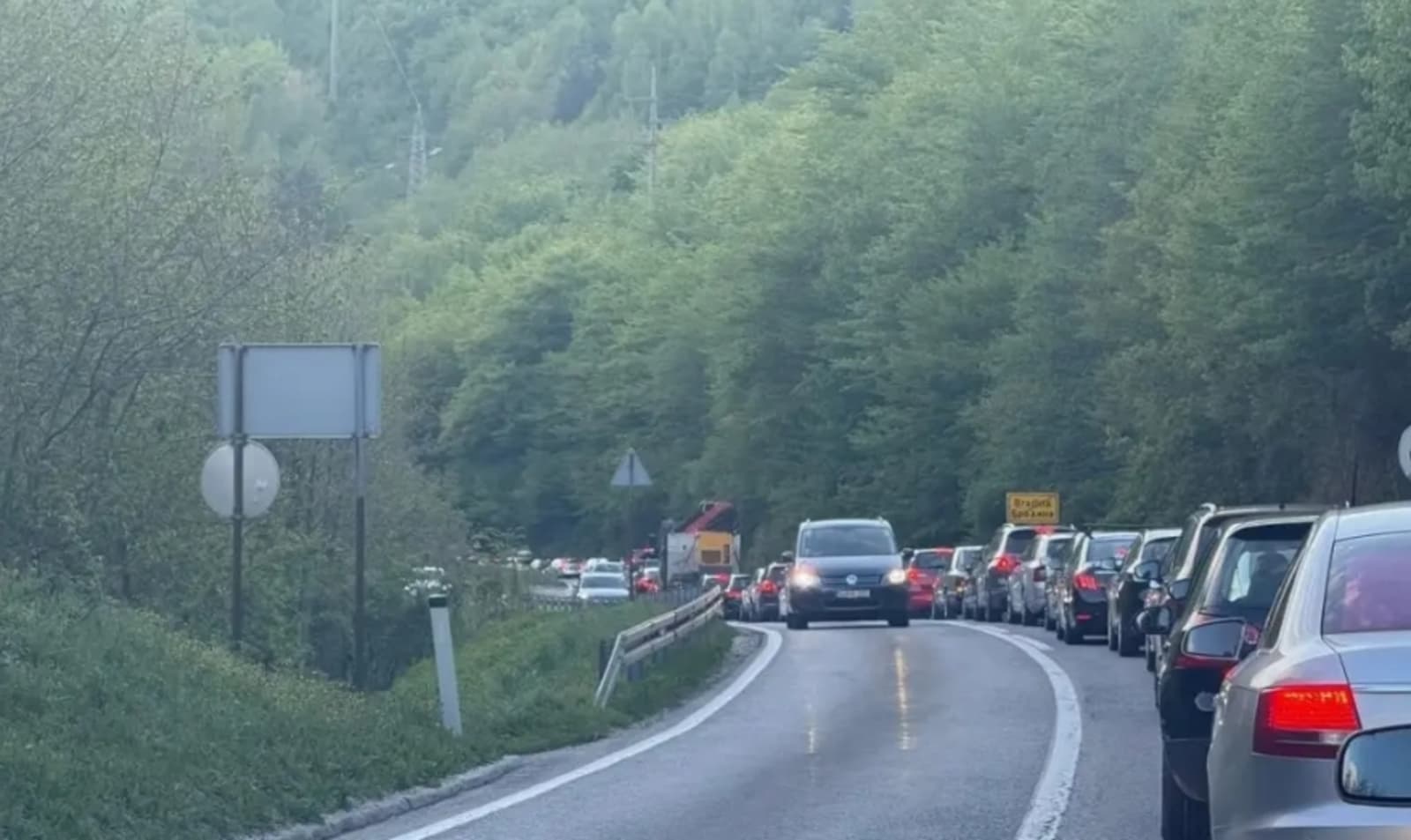 Zašto nastaju kilometarske kolone na Bradini i kod Konjica i kako ih spriječiti? - slika 1