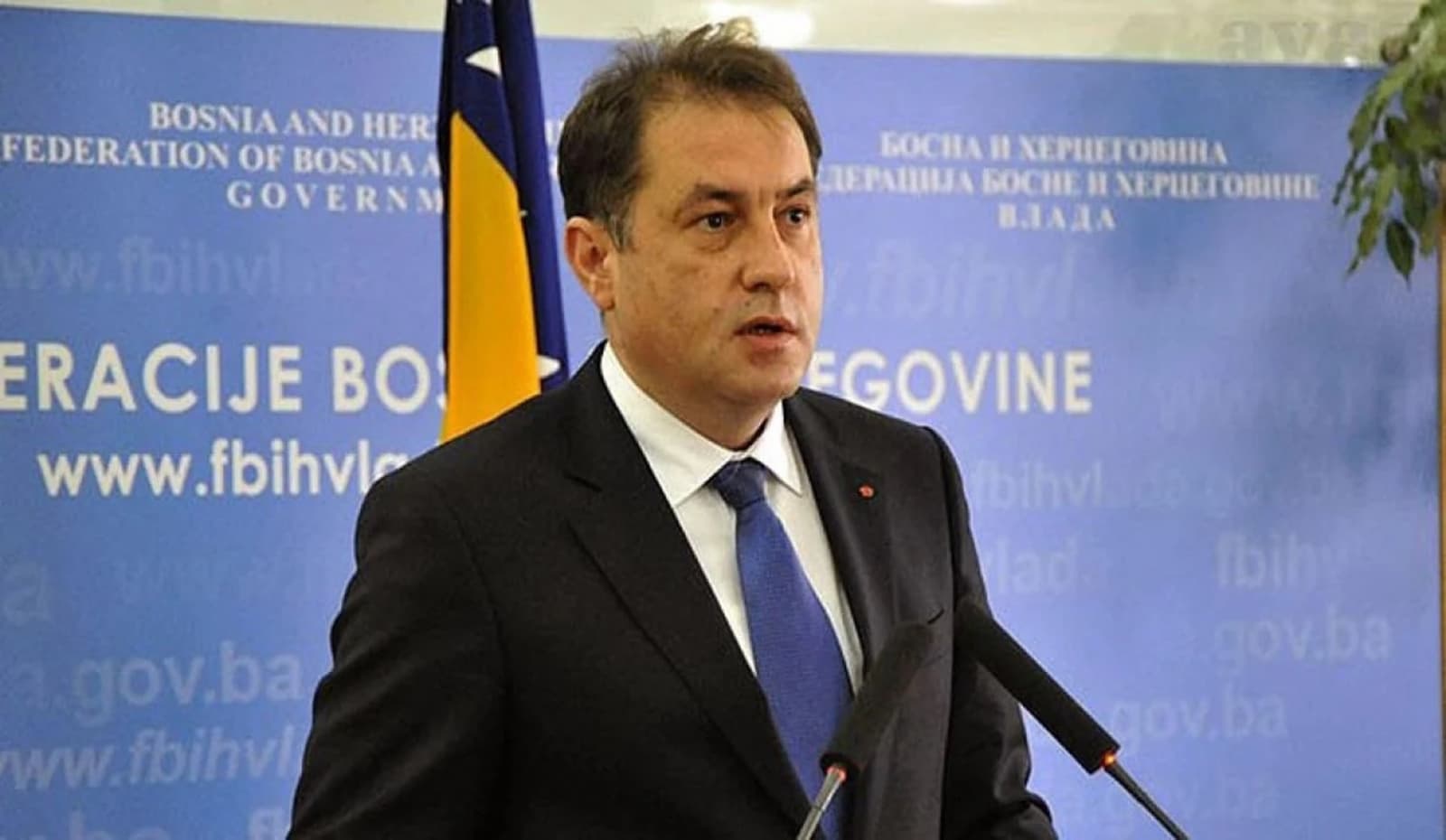 Mikulić: Kovačevića napada prefarbani Lučić koji izbjegava govoriti o sudbini ubijenog Kasima Kahrimanovića! - slika 1