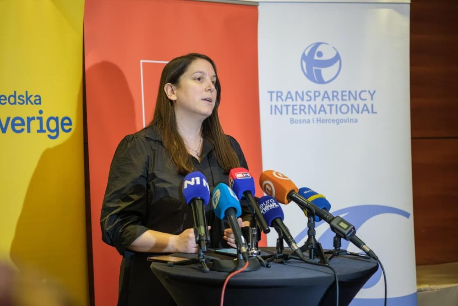 TI BiH: Pred izbore podijeljeno 68 miliona KM, CIK ne kažnjava najteže zloupotrebe - slika 1