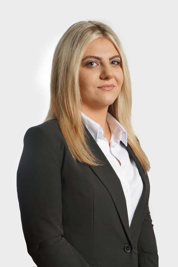 Ema Živojević: Mladi trebaju odlučivati o svojoj budućnosti, a ne biti samo posmatrači - slika 1