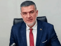 SNSD i SDS zajedno opozvali potpredsjednika Skupštine grada Bijeljina Samira Baćevca zbog objave o zločincu Mladiću