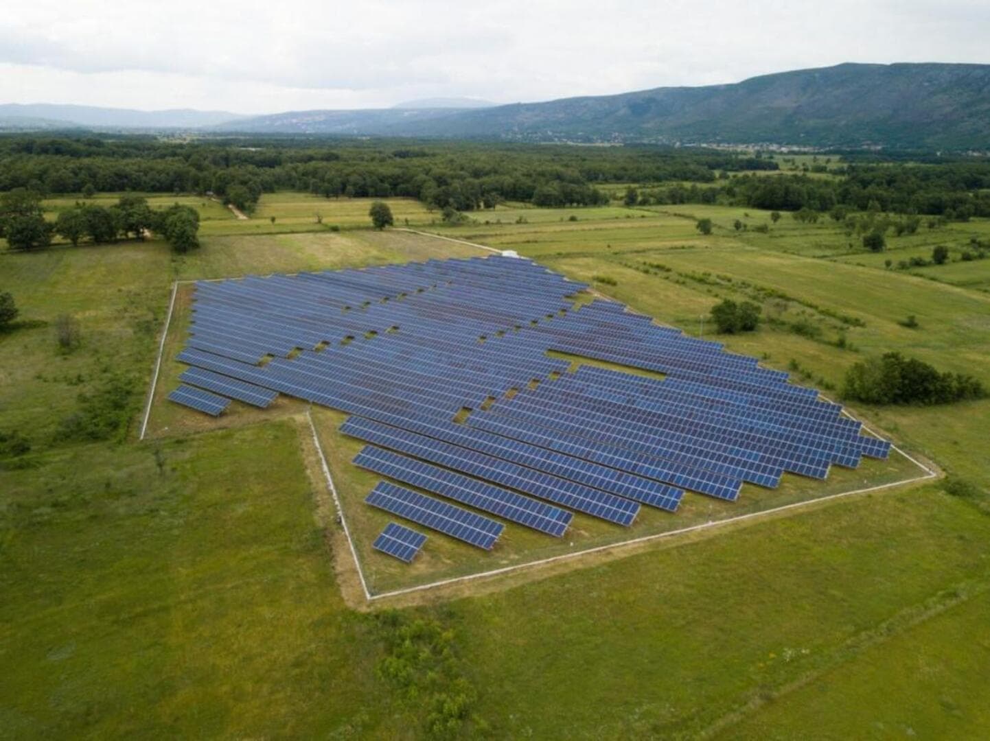 Turci dobili posao EPBiH vrijedan 53 miliona KM: Grade dvije solarne elektrane kod Bugojna - slika 1