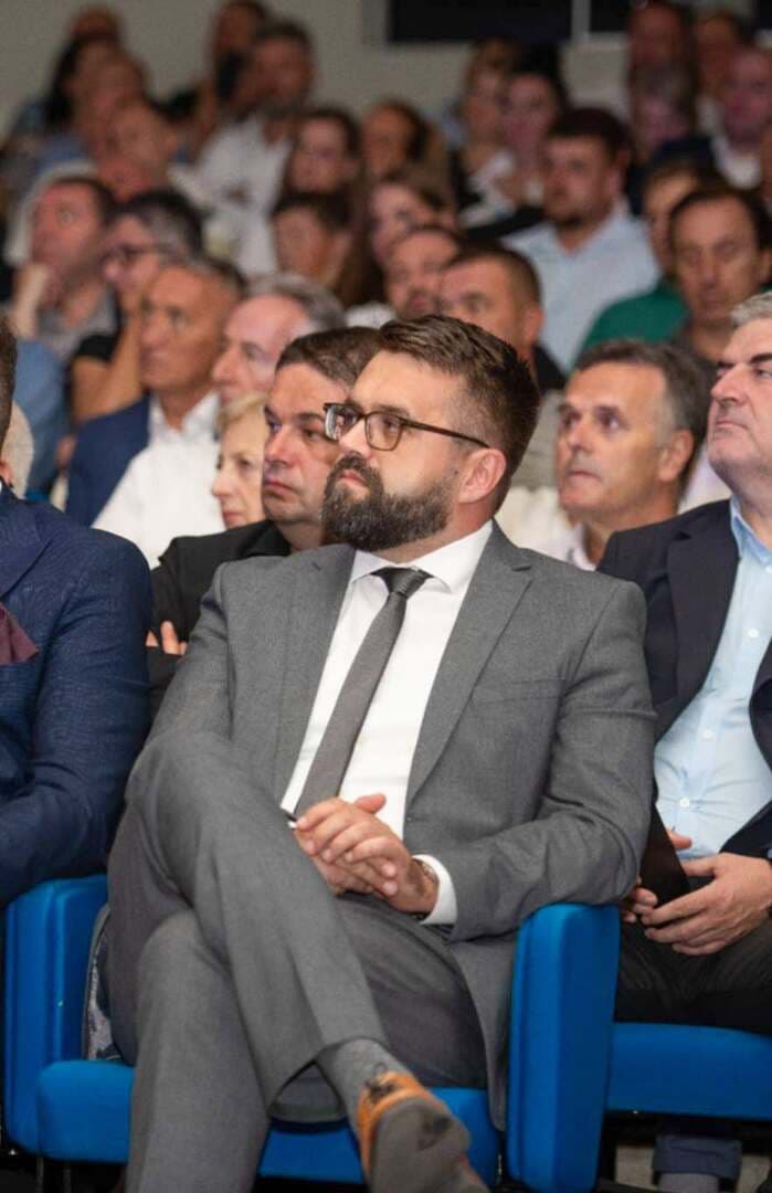 Đozić odgovorio Tabakoviću: SBiH neće učestvovati u političkom cirkusu SDA i SDP-a - slika 1