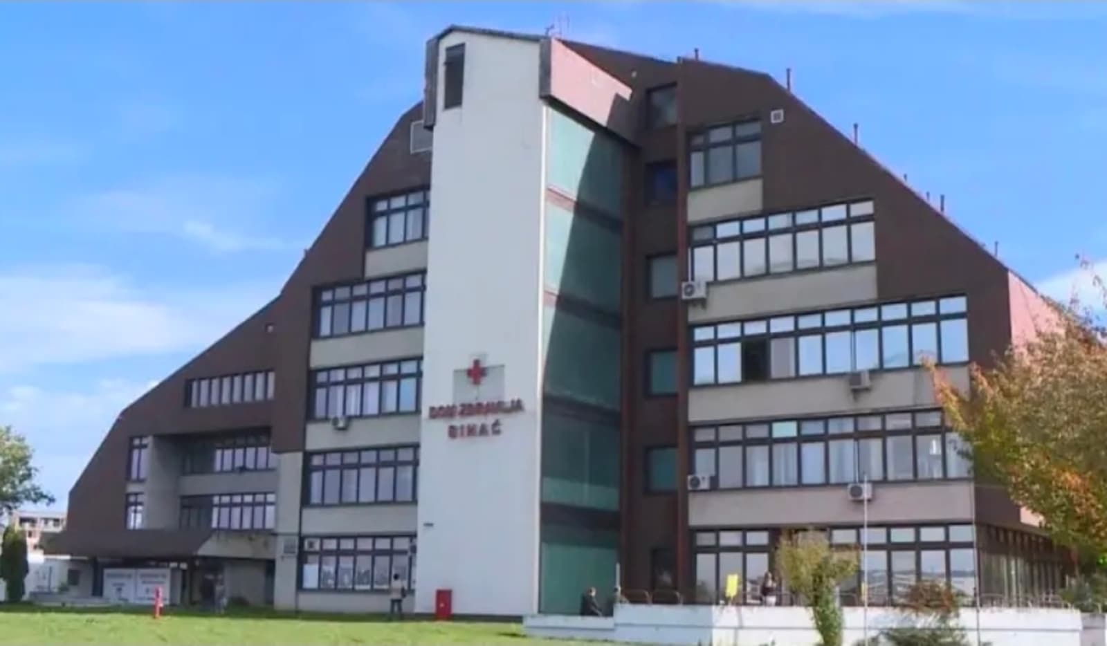 Doktor iz Bihaća, muž NiP-ove zastupnice u USK, prijavljen za bludne radnje - slika 1