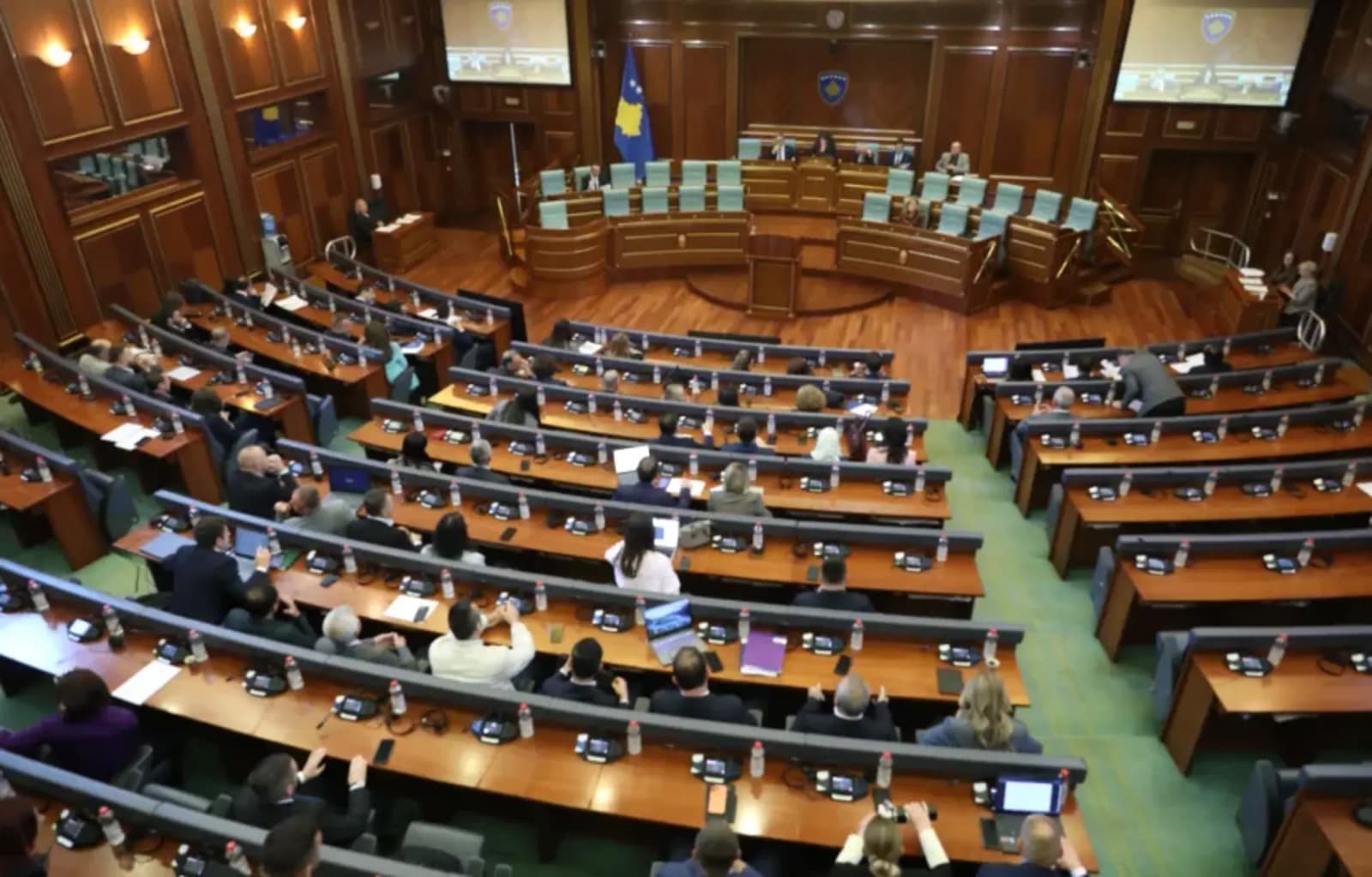 Kosovo dobilo Skupštinu, ali slijedi nova bitka pred Ustavnim sudom - slika 1