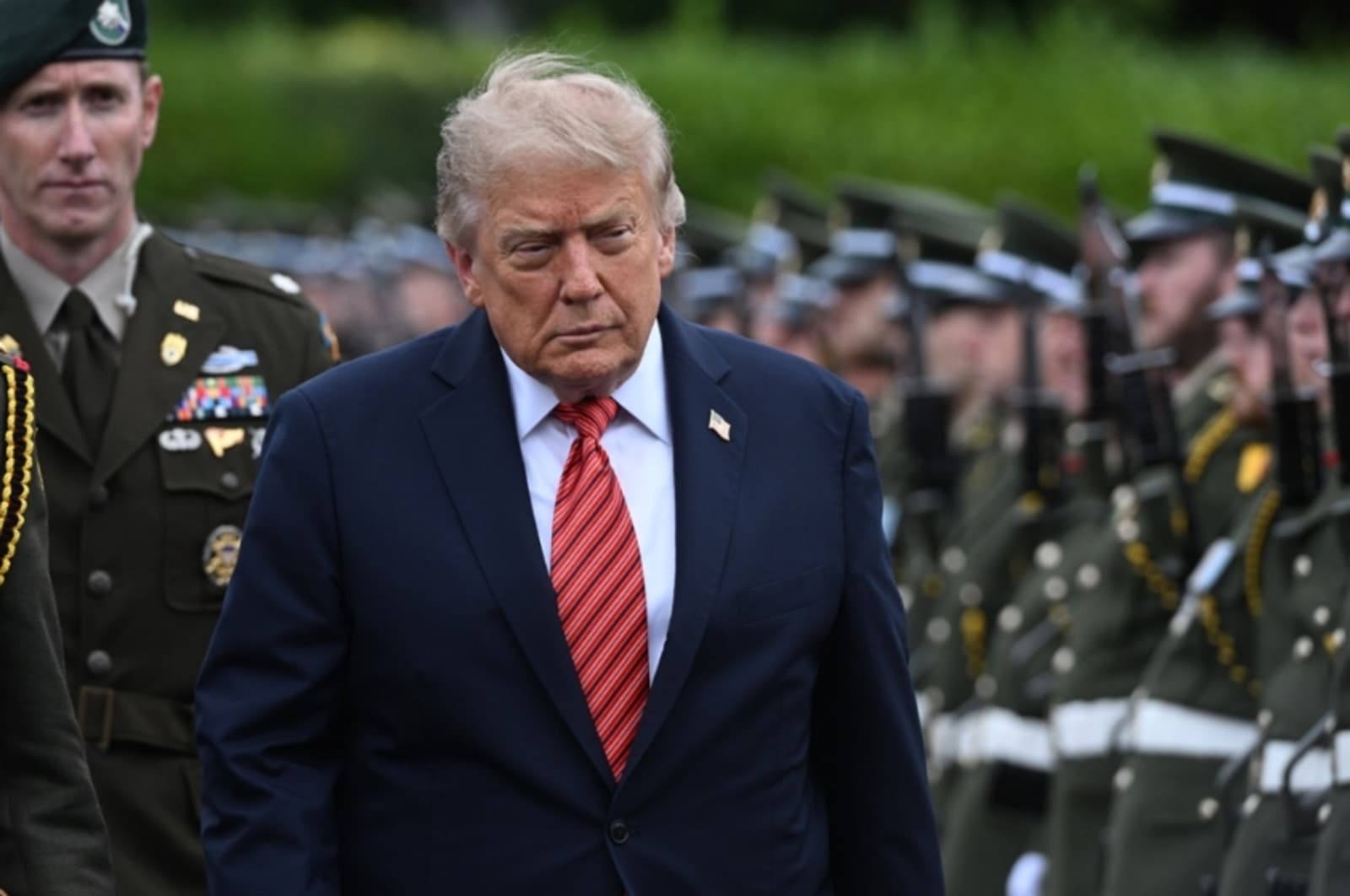 Trump uputio direktan apel Zelenskom: Obustavite udare na ruske rafinerije dizela, nanosite štetu svijetu - slika 1