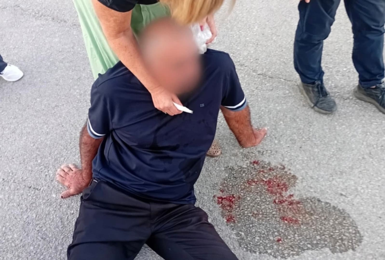 Delegacija HRS-a napadnuta u Ravnom: Raguž pogođen kamenom u glavu - slika 1