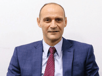 Gušić upozorava na ekonomske trendove: 650 miliona KM manje stranih investicija, dug veći za 1,2 milijarde