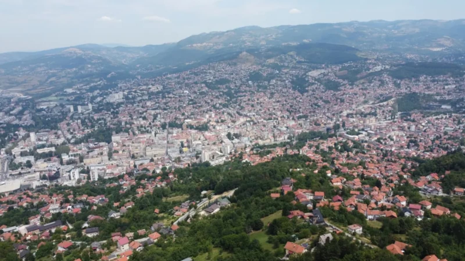 Novi urbanistički plan Sarajeva: Vlast najavljuje stadion i prugu prema Azićima, opozicija poručuje "sve je to mutno..." - slika 1