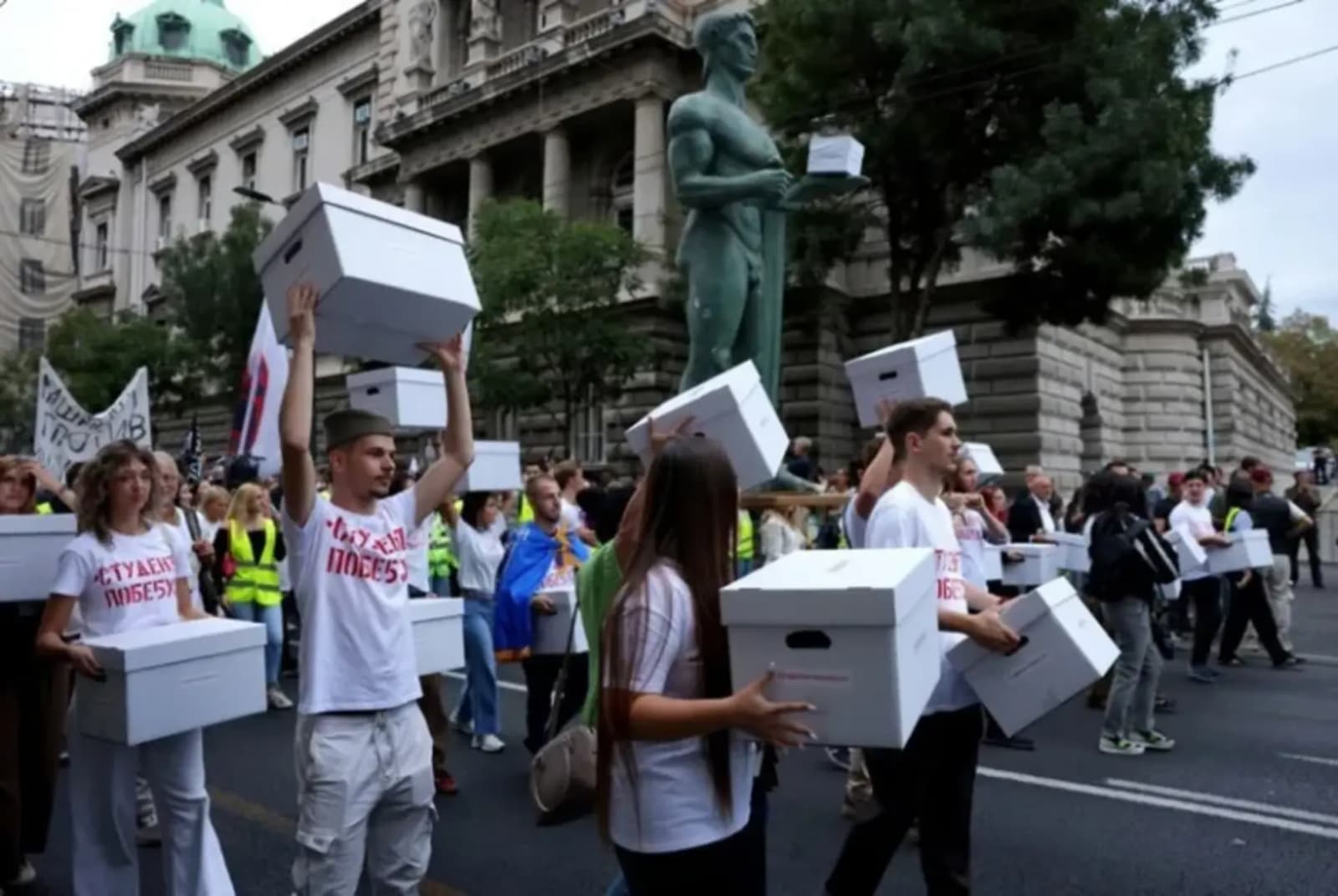 Studenti objavljuju plan od 11 tačaka za Srbiju: Lustracija, čistka policije, RTS - slika 1