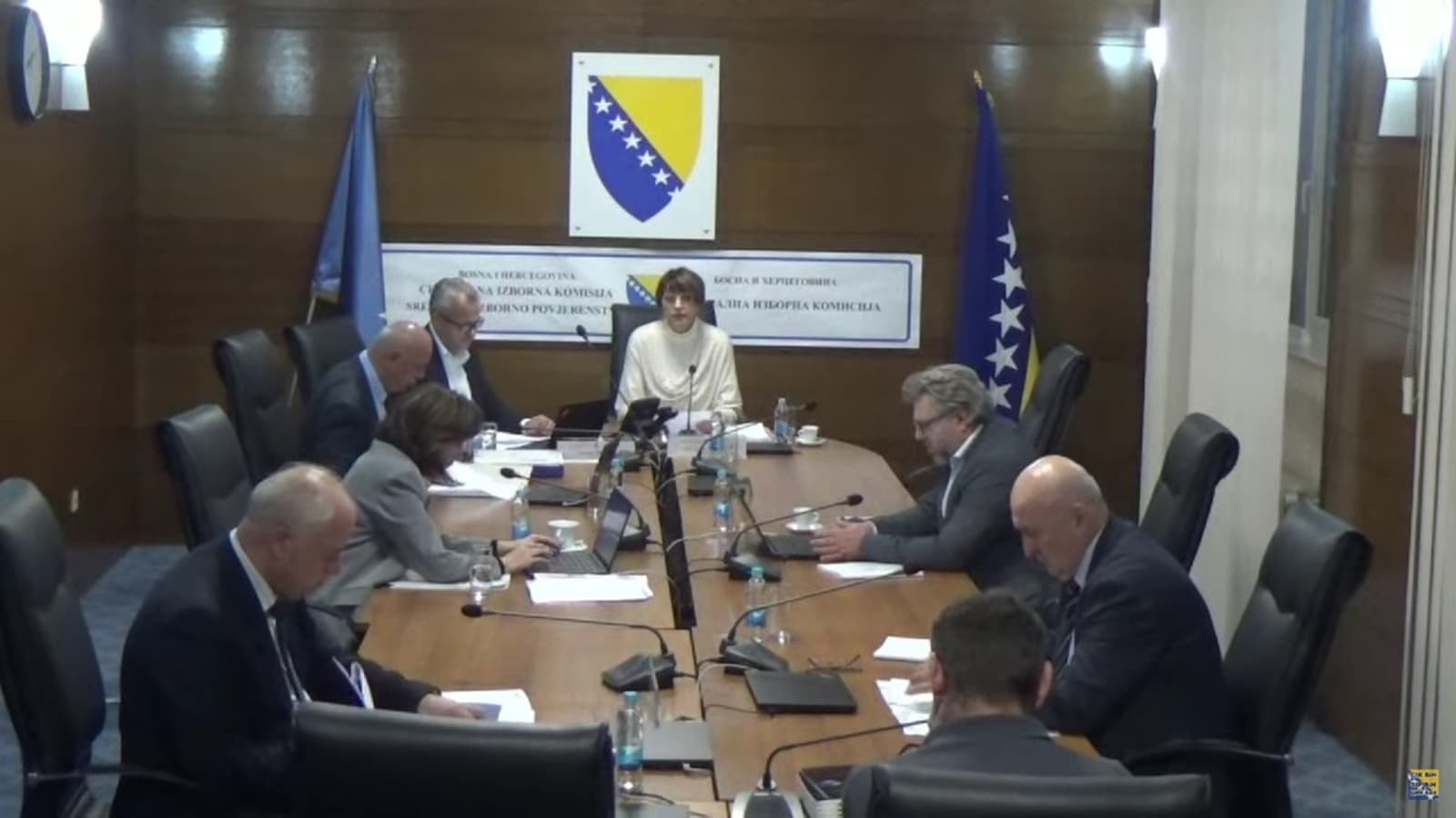 CIK kaznio stranke: SNSD prošao najgore - slika 1