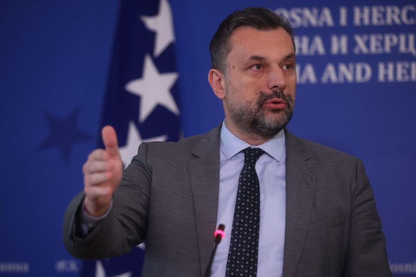Konaković: Nikšića ne viđam, ali Trojka ostaje - Zvao me Mitrović, Vučić... - slika 1