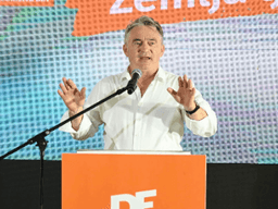 Komšić u Čeliću: SDP postaje bahat i agresivan, nisu željeli izbaciti HDZ i SNSD iz vlasti