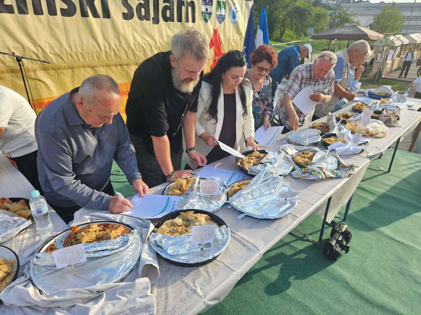 Kada Zulfić napravila najbolju maslenicu na Cazinskom sajmu - slika 1