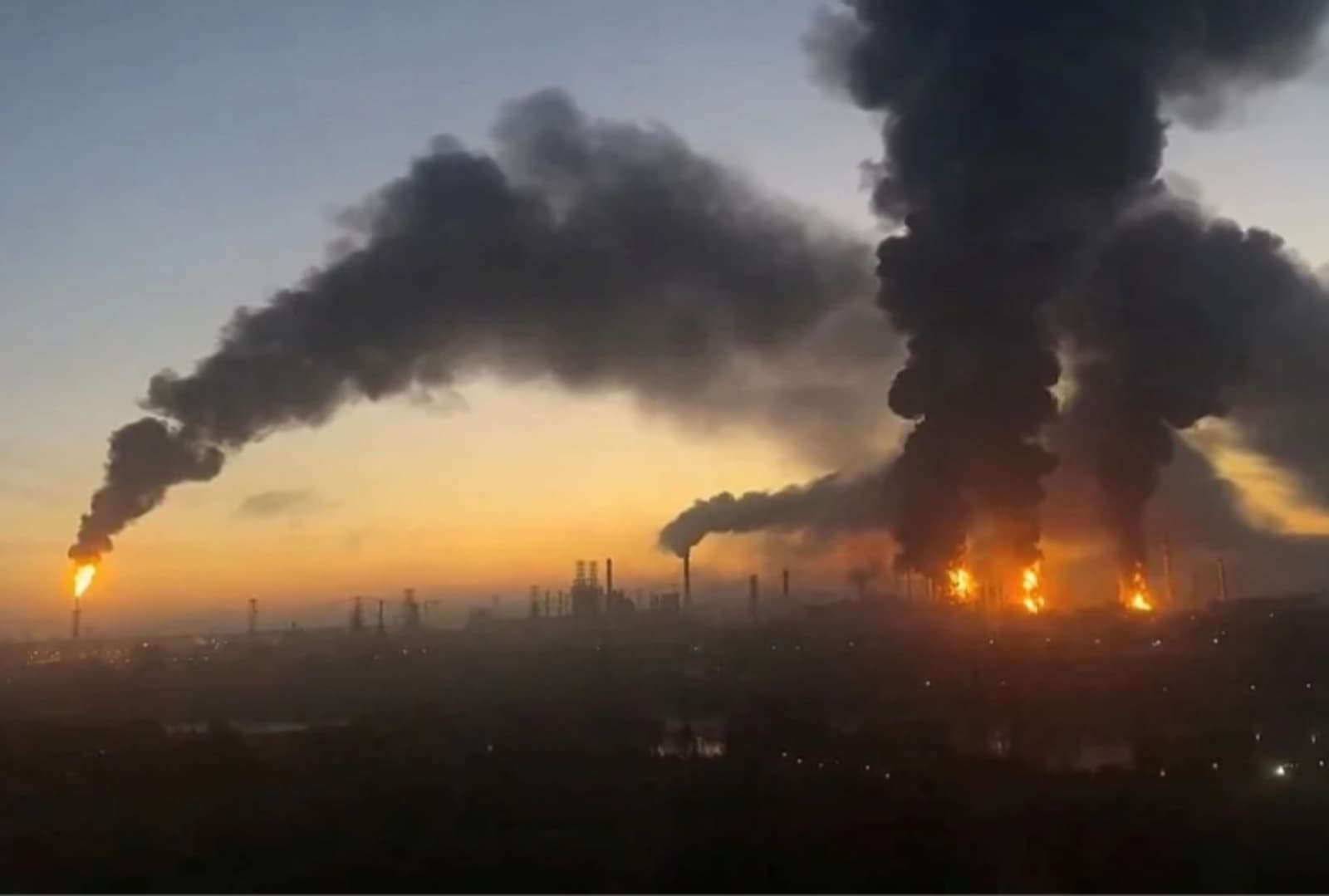 Rusija najavljuje osvetu za velike ukrajinske napade na dan izbora - slika 1