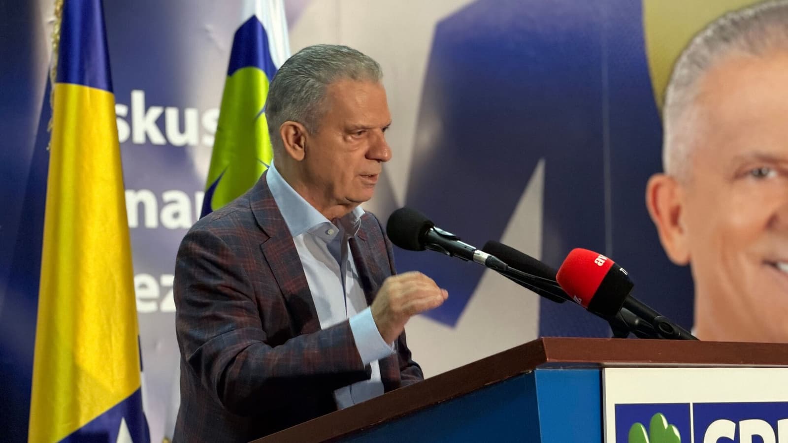 Radončić: Ko brani da se oporezuju kladionice, svi vlasnici su Hrvati, a svi igrači i gubitnici na kladionicama su Bošnjaci - slika 1