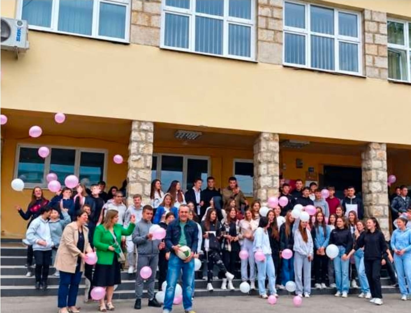 Mladi u Bosanskom Petrovcu žele zajednicu u kojoj ima mjesta za sve - slika 1