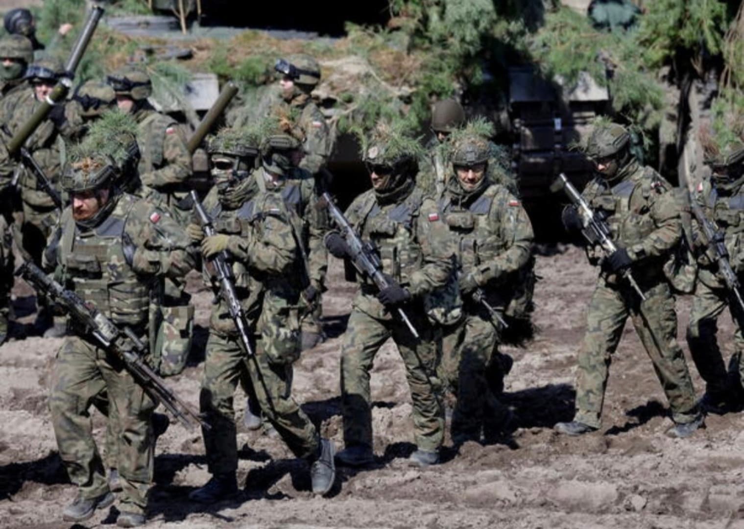 Poljska želi stalnu američku vojnu bazu sa 15.000 vojnika - slika 1