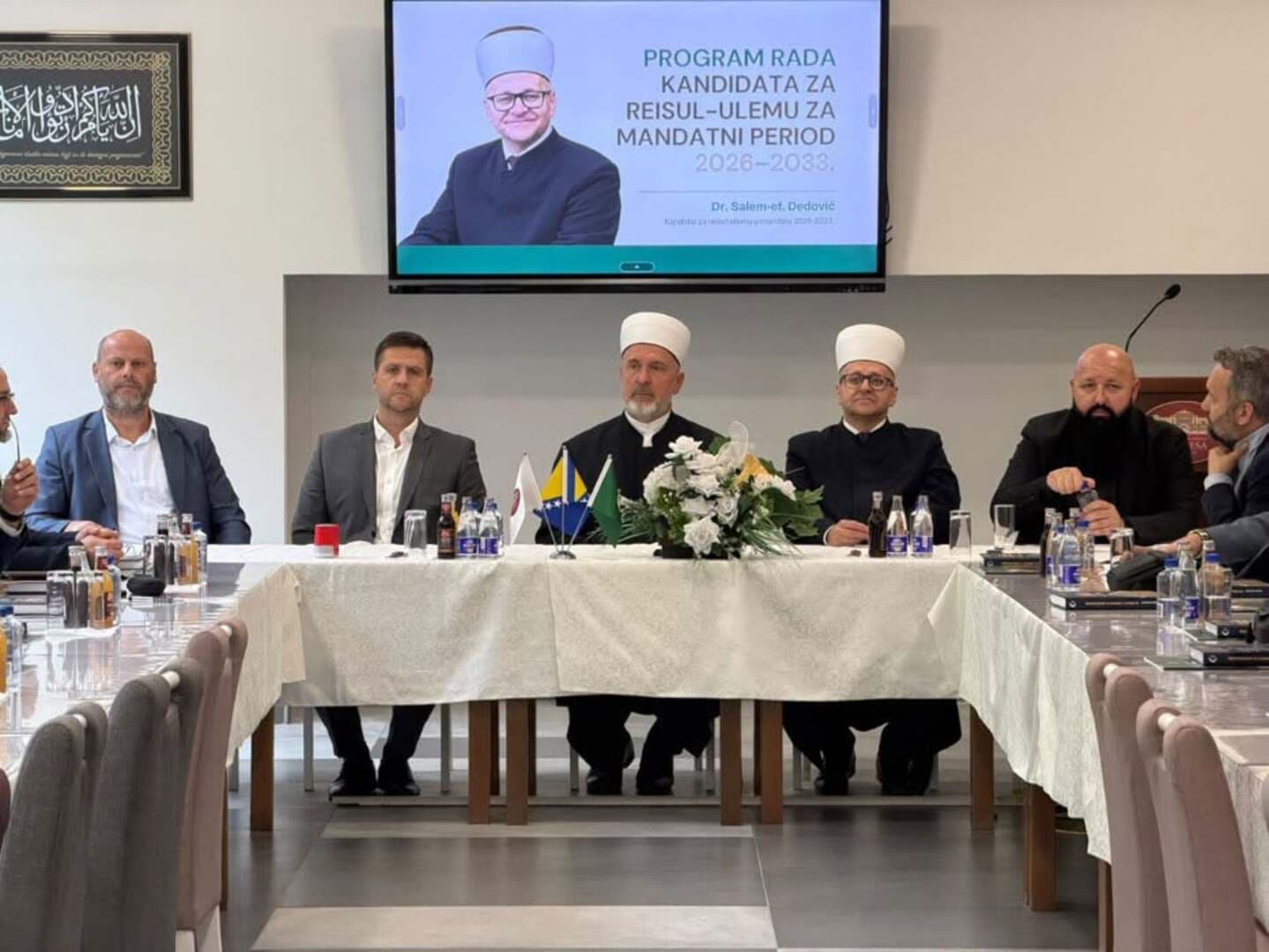 Muftija Dedović u Travniku predstavio program kandidature za reisu-l-ulemu: Sloboda, vakufi i međureligijska saradnja u fokusu - slika 1