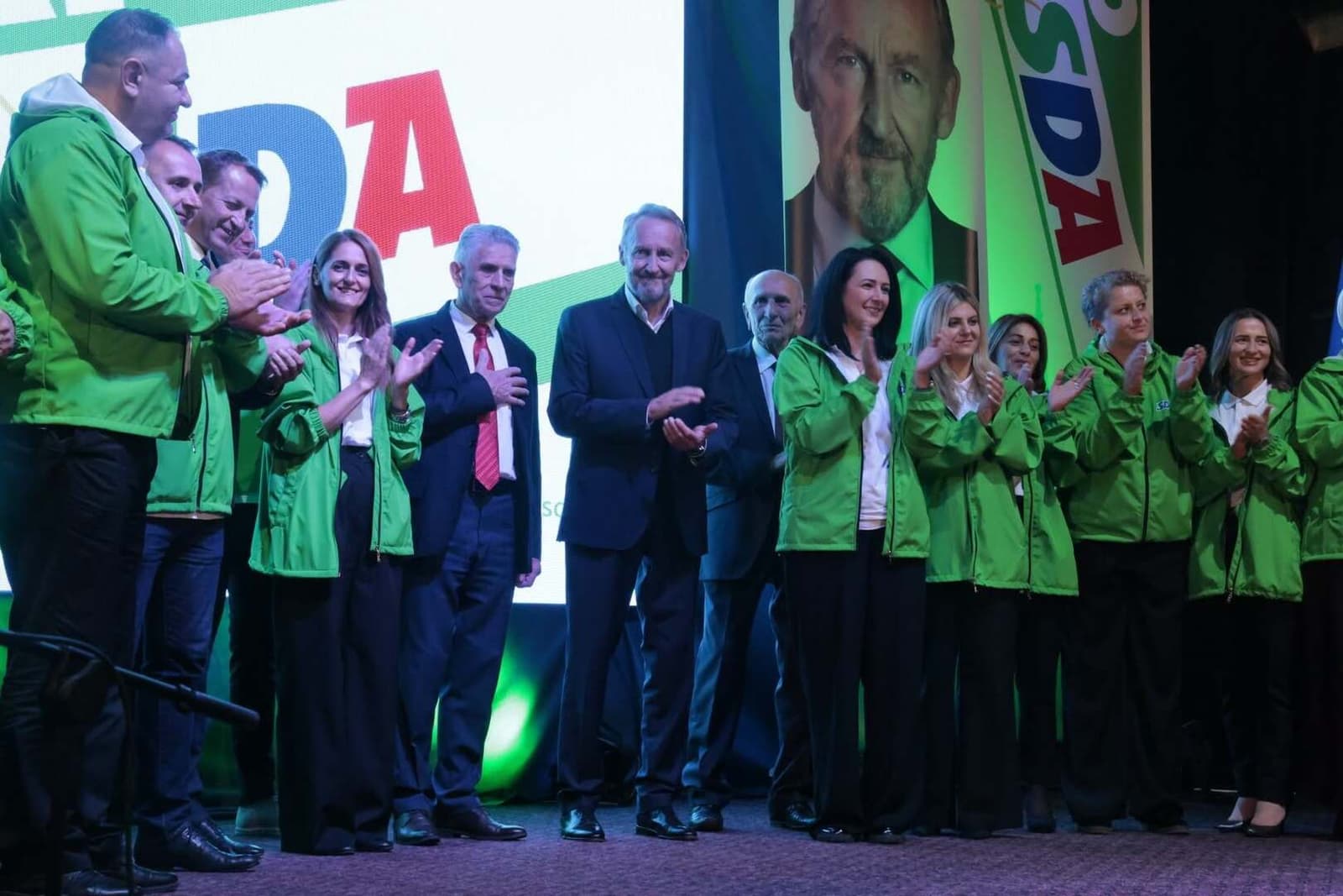 Izetbegović: Trojka je ojačala rušioce države, SDA nakon izbora mora vratiti procese na pravi put - slika 1
