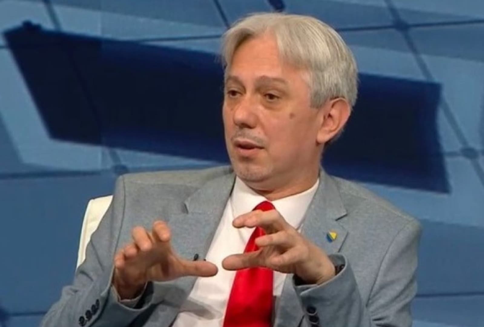 HSP odustao od osporavanja legitimnosti Slavena Kovačevića - slika 1