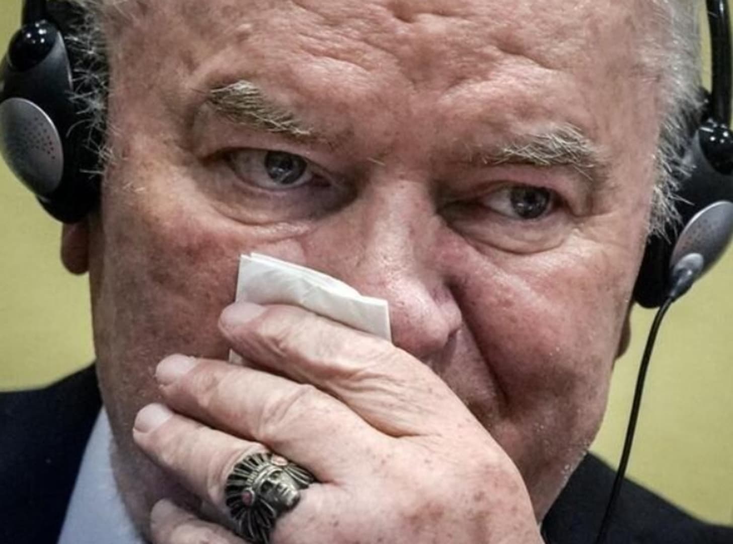 Prijave u ladicama: Presude za veličanje zločinca Mladića na "čekanju" - slika 1