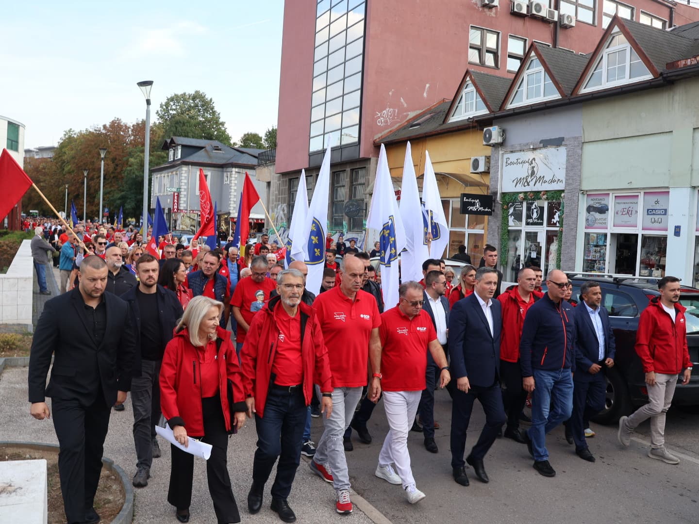 Bećirović u Tuzli: Razvoj zasnovan na znanju i novim tehnologijama put je ka snažnijoj BiH - slika 1