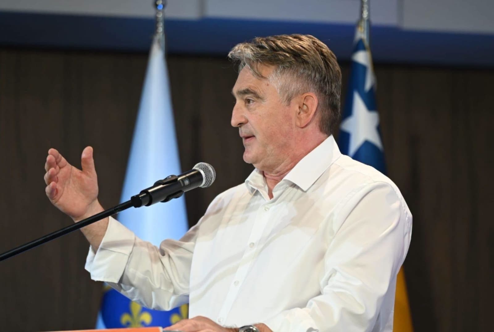 Komšić iz Mostara: Dirnu li Memorijalni centar u Srebrenici, svi da kažemo da niko od probosanskih stranaka neće praviti vlast sa Dodikom - slika 1