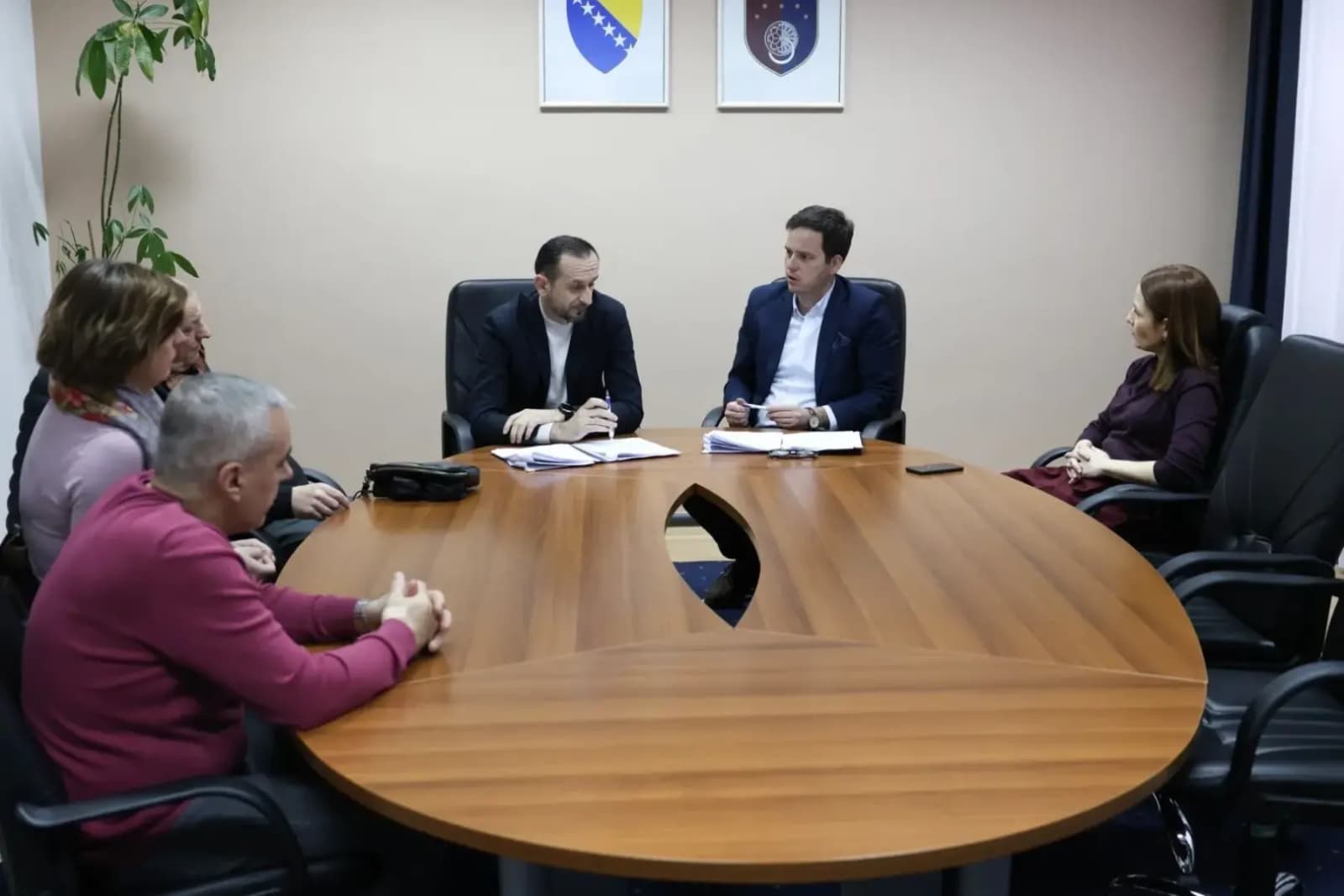 Sindikat državnih službenika i namještenika KS pokreće tužbu protiv Vlade KS zbog diskriminacije - slika 1