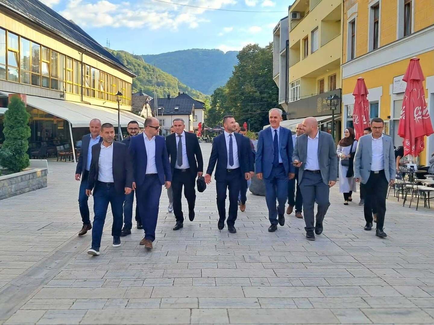Efendić u Jajcu: Pokrenimo BiH zajedno - slika 10