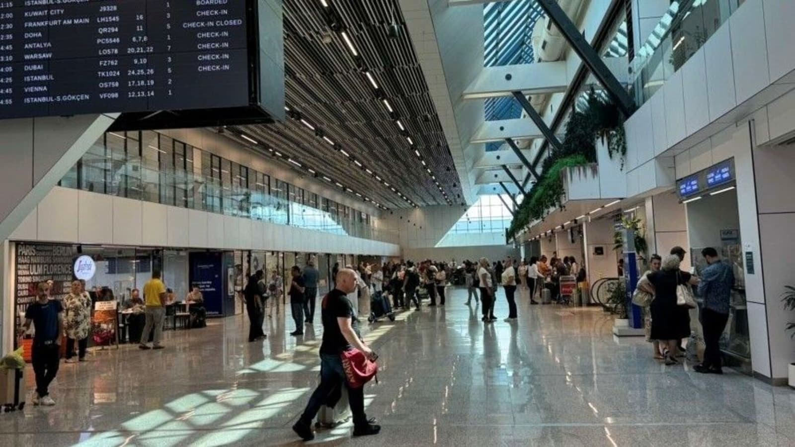 POSKOK podigao optužnicu protiv četiri osobe zbog imenovanja Uprave Aerodroma Sarajevo - slika 1