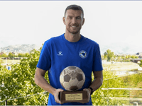 Edinu Džeki uručena zahvalnica Vlade FBiH za vrhunski doprinos bh. sportu i promociji BiH