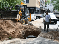Cijevi suhe u stanovima i kućama, voda curi po ulicama, a direktori u ViK-u zamalo "zakrpali" jedan drugog?