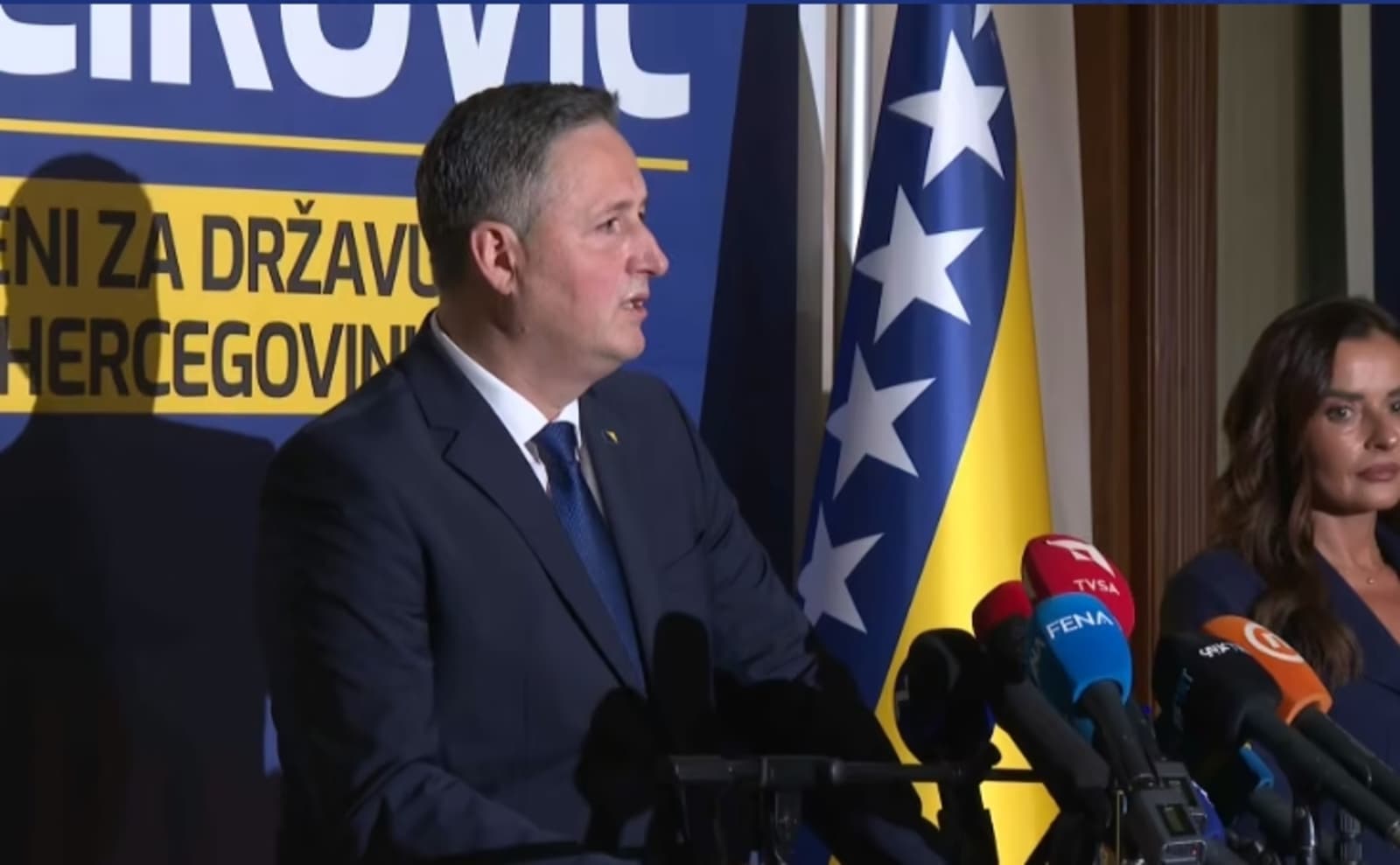 Bećirović: „Prije devet mjeseci pozivali su me da odustanem, nisam odustao – pobijedio sam“ - slika 1