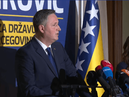 Bećirović: „Prije devet mjeseci pozivali su me da odustanem, nisam odustao – pobijedio sam“