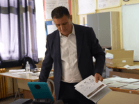 Vlado Đajić poručio da su pokradeni, otkazao koncert Breskvice