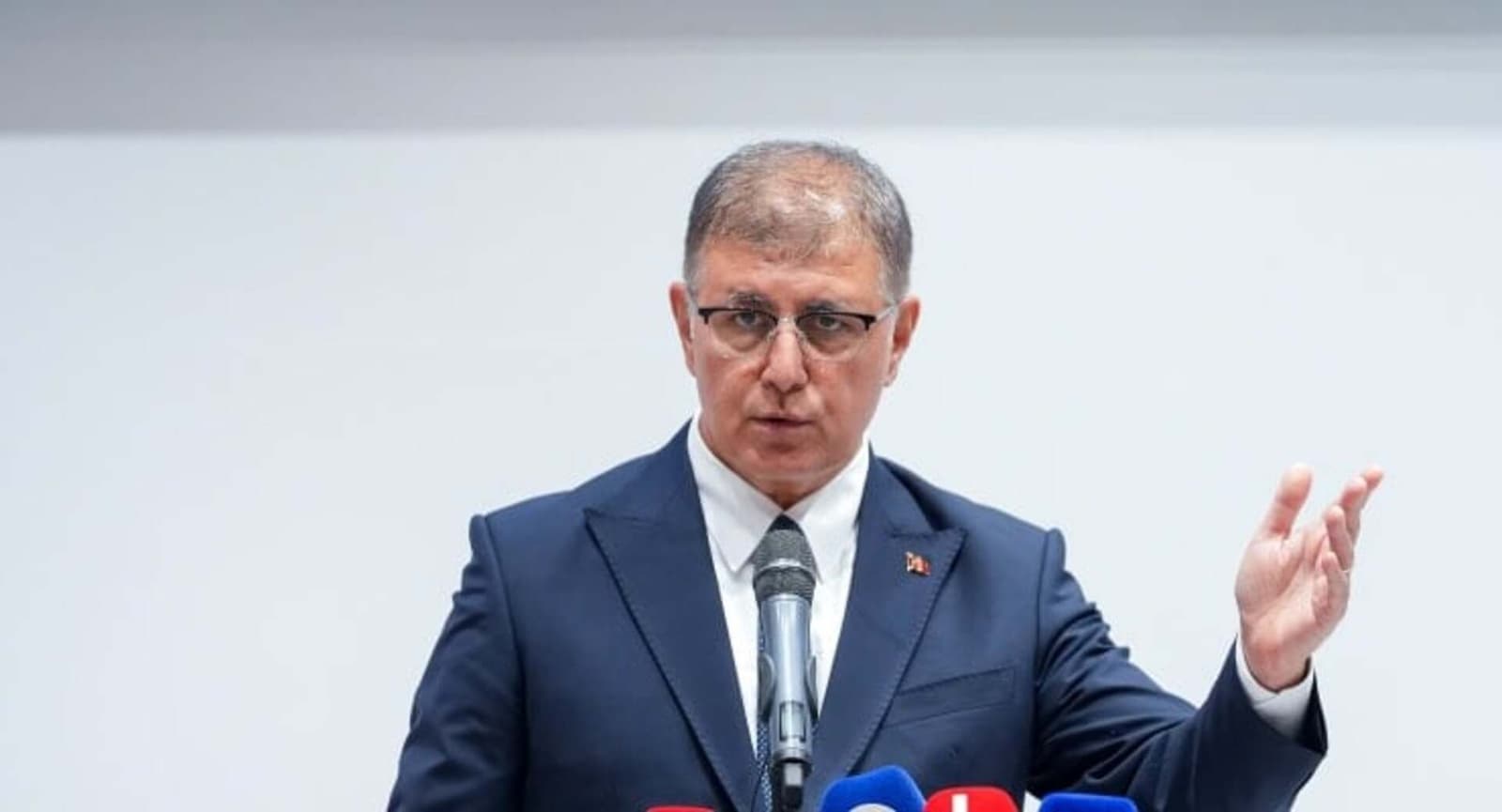 Erdogan dobio pojačanje: Njegovoj stranci se pridružio gradonačelnik Izmira - slika 1