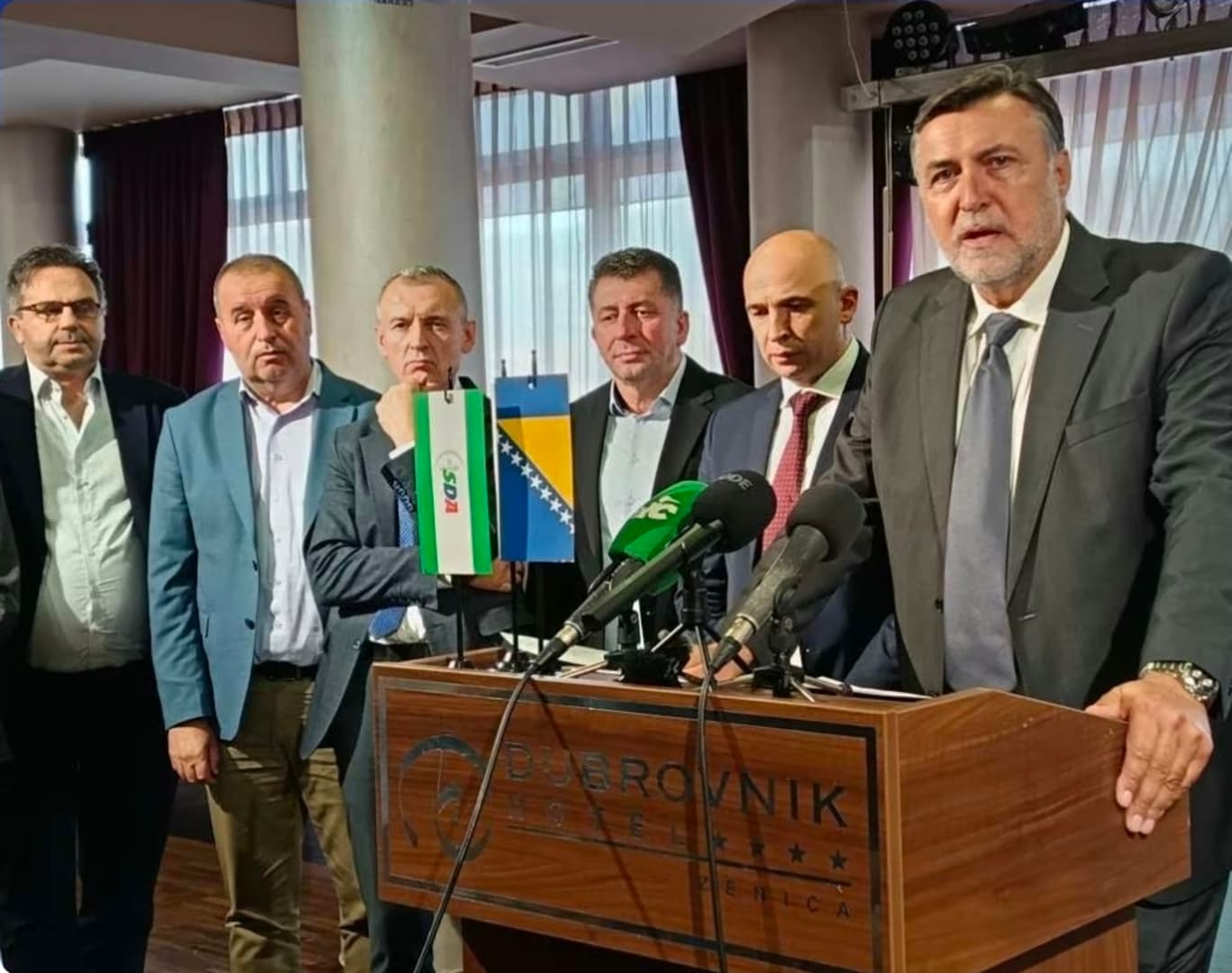 SDA u ZDK-u počela razgovore s DF-om, Strankom za BiH i HDZ-om BiH - slika 1