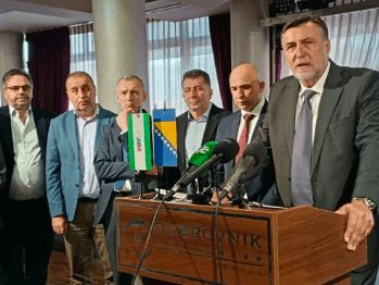 SDA u ZDK-u počela razgovore s DF-om, Strankom za BiH i HDZ-om BiH