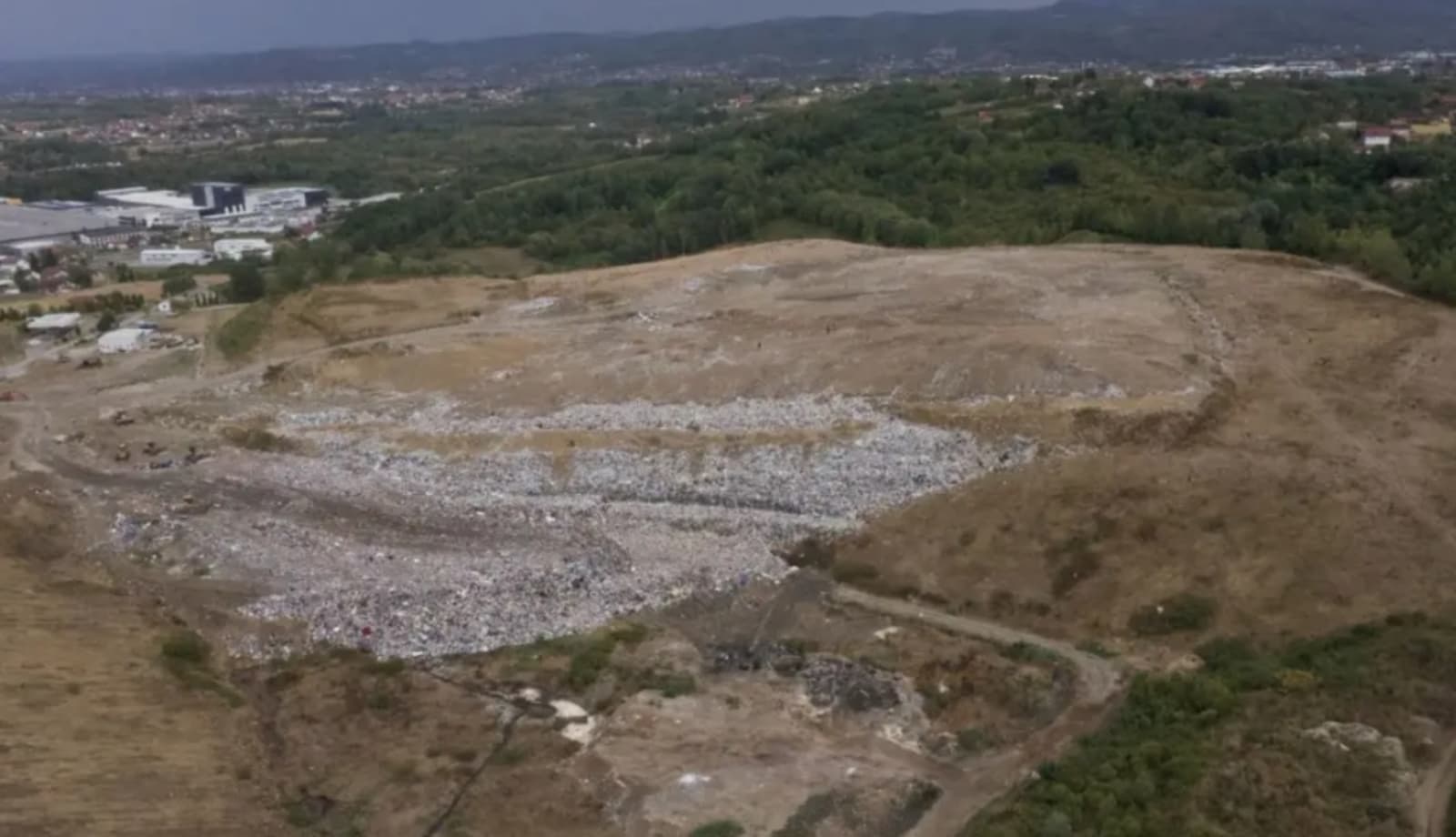 Katastrofa koja samo čeka da se dogodi: "Dnevno se ovdje odlaže i do 180 tona životinjskog otpada" - slika 1