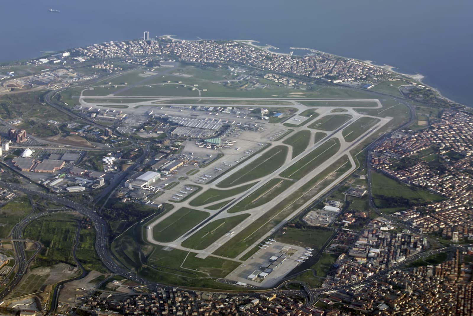 Aerodrom u Istanbulu pretekao londonski Heathrow i postao najpovezaniji na svijetu - slika 1