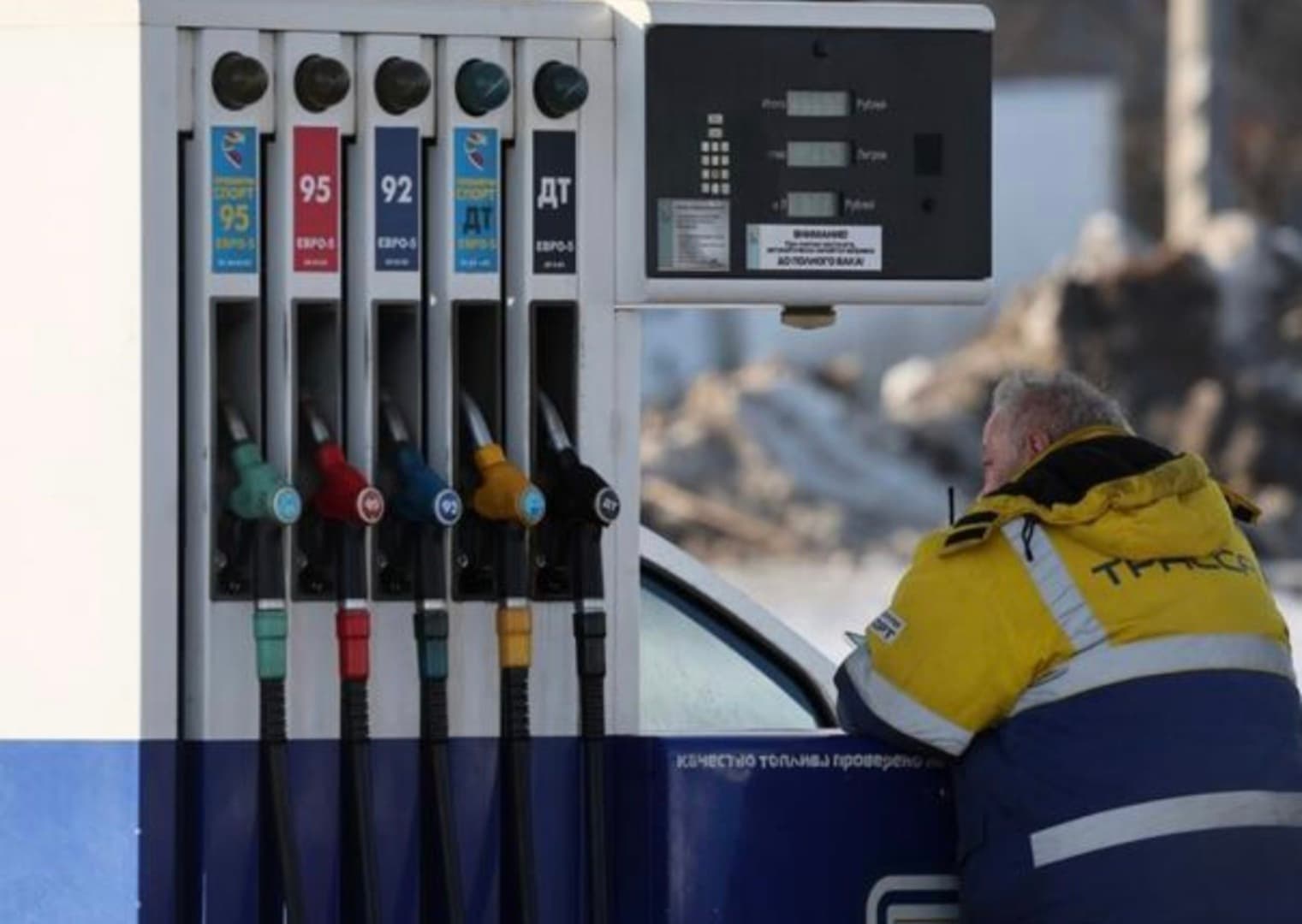 Rusija djelimično ukida zabranu izvoza dizela: Na svjetsko tržište stiže 500.000 tona goriva - slika 1