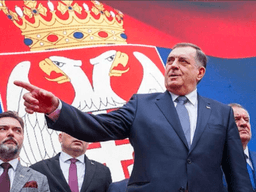 Dodik: Srbi u Rs-u trebaju imati automatsko državljanstvo Srbije, a ne da satima čekaju u redovima