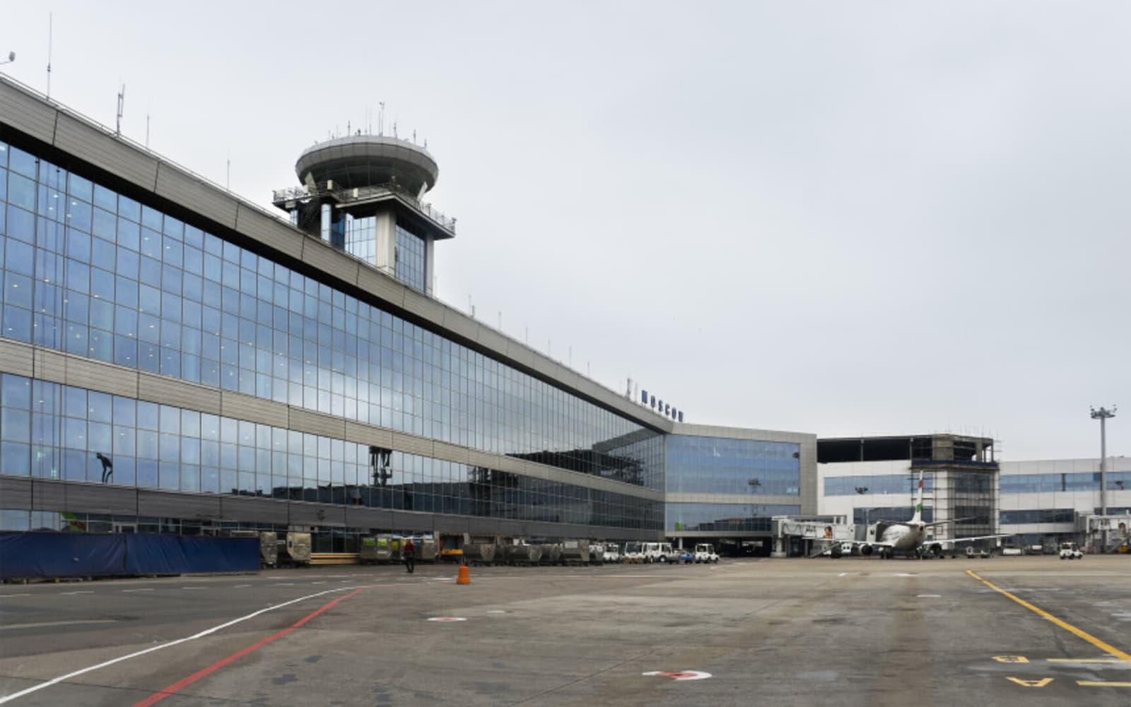 Dronovi zaustavili rad moskovskih aerodroma, najmanje 14 letova preusmjereno - slika 1