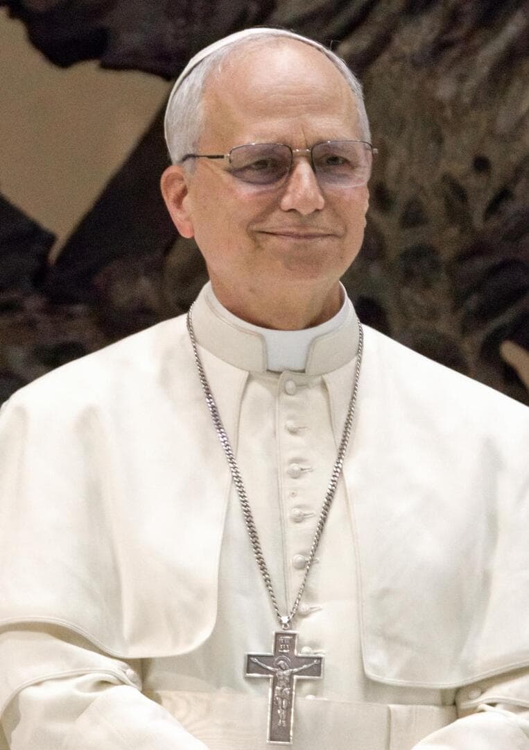 Papa Lav XIV ima rak pluća: Uspješno operisan u Rimu, uklonjen mu dio desnog plućnog krila - slika 1